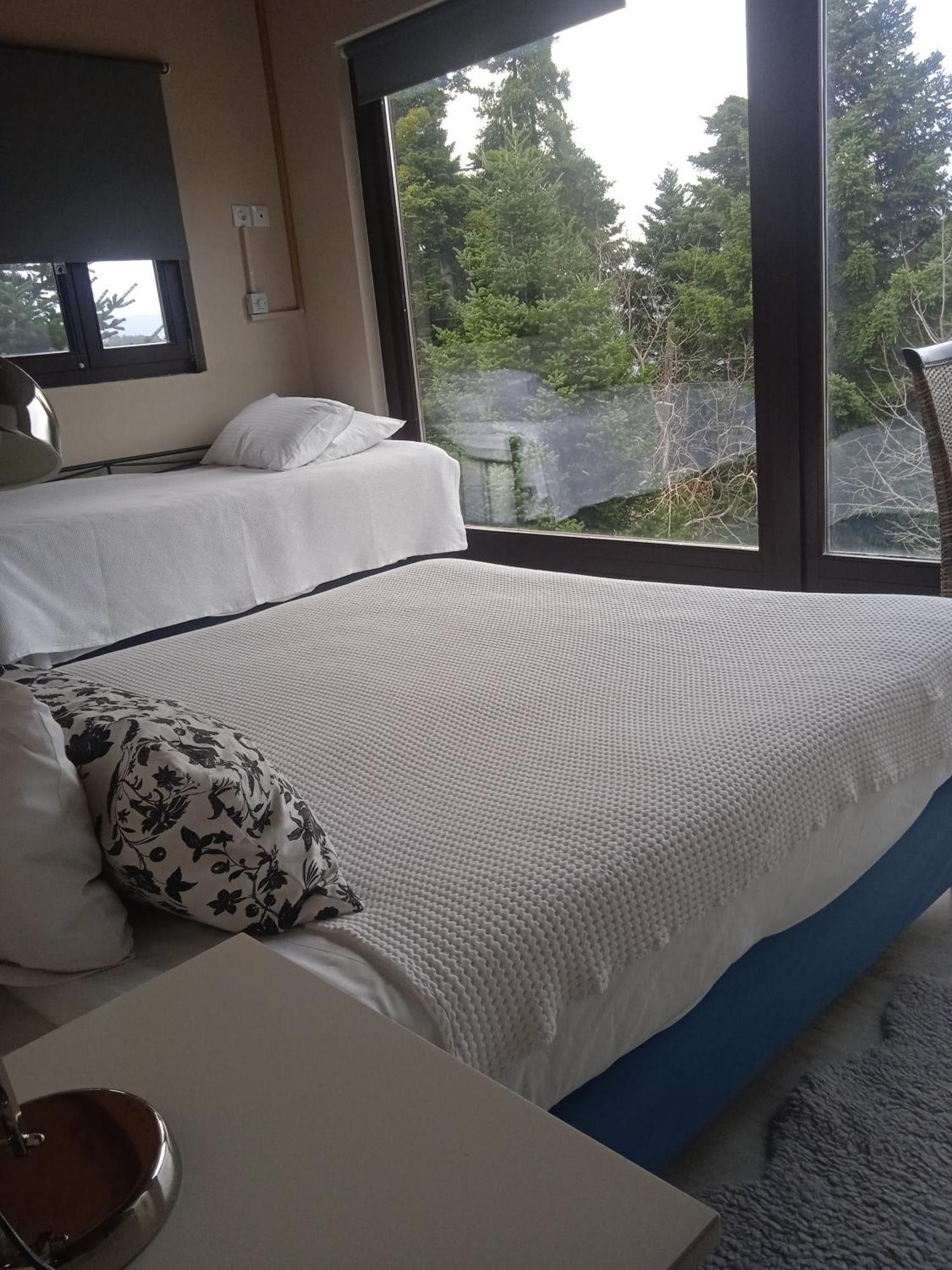 Enoro Hotel Pramanta Luaran gambar