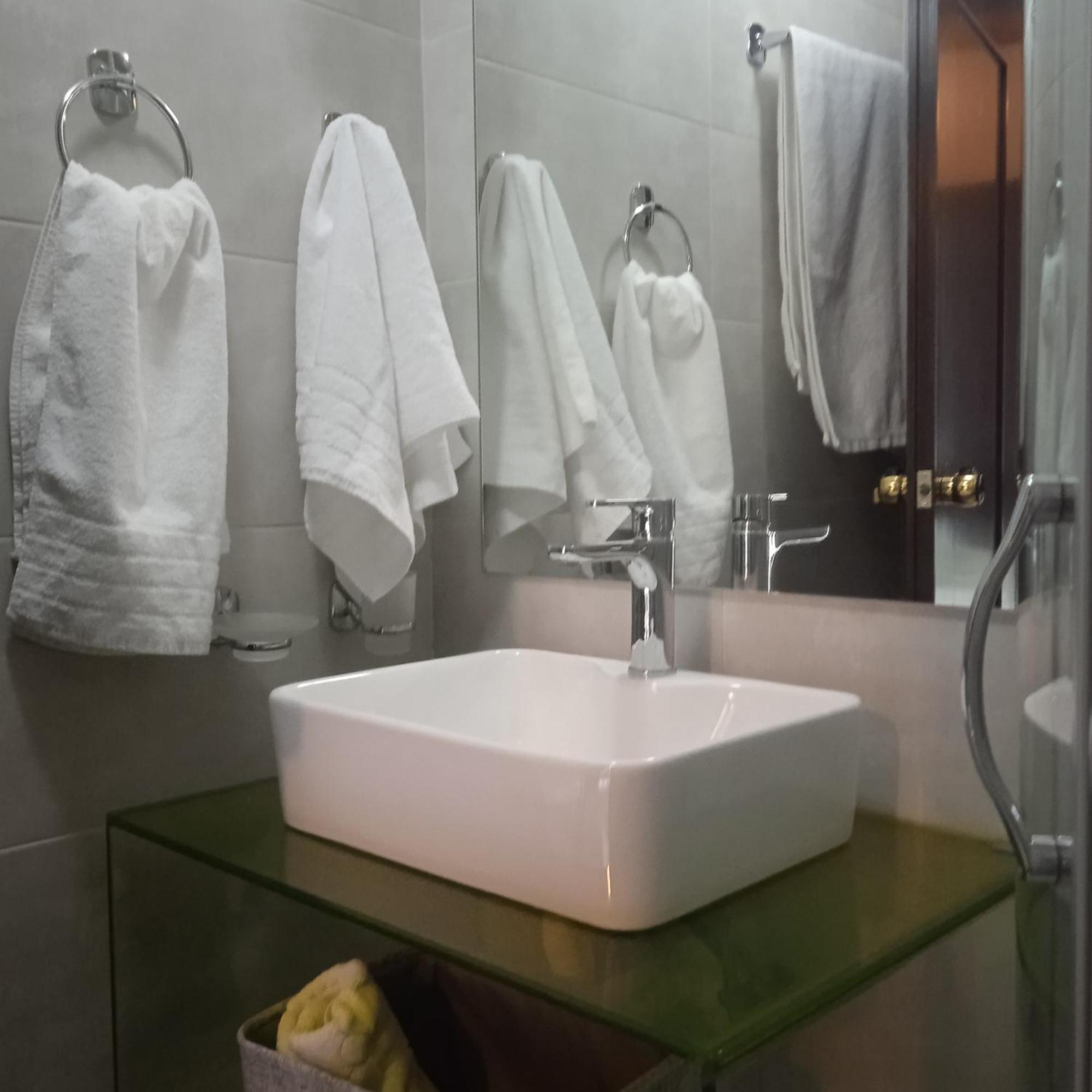 Enoro Hotel Pramanta Luaran gambar